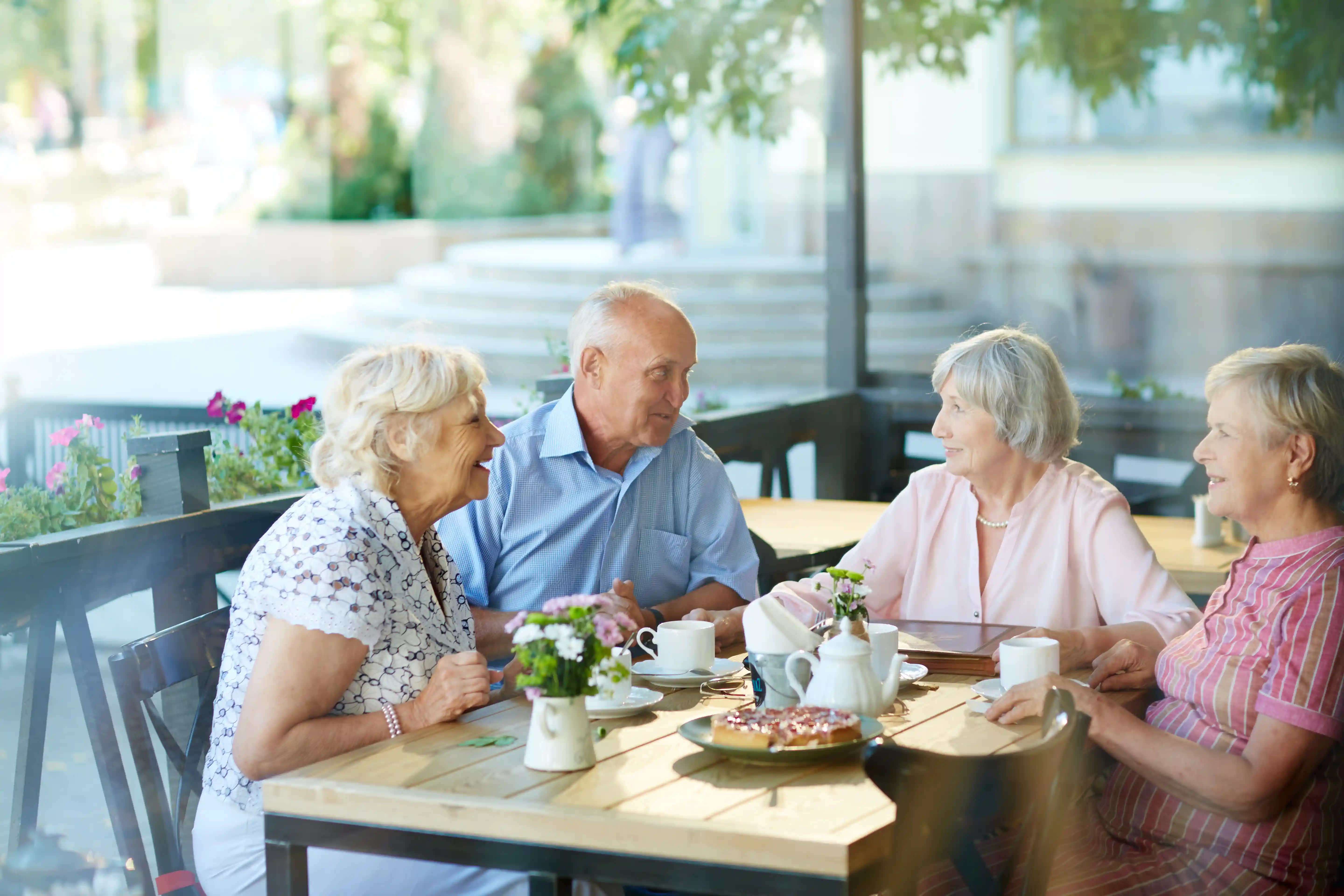 How Group Activities Help Seniors Stay Happy, Active, and Connected